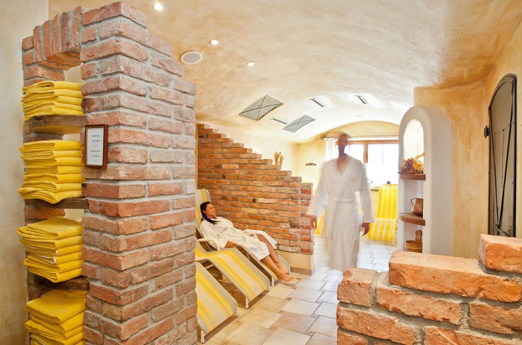 Hotel Binggl Mauterndorf  Ngoại thất bức ảnh